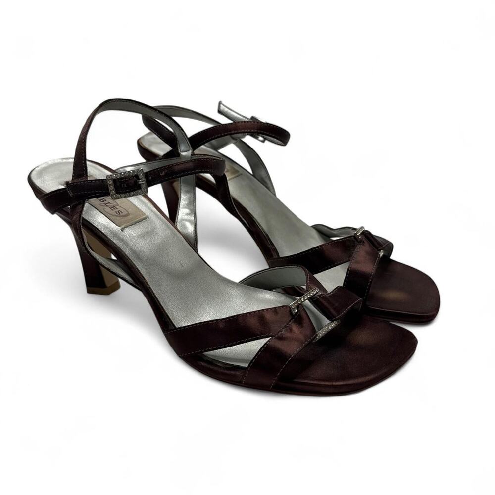 Dyeables Satin Heels with Silver Accents and Buckle Detail size 8 1/2